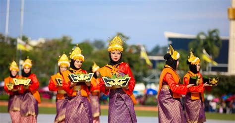 pendidikan dalam budaya brunei darussalam